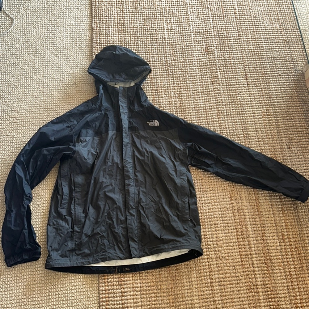 Men's north face rain coat size large